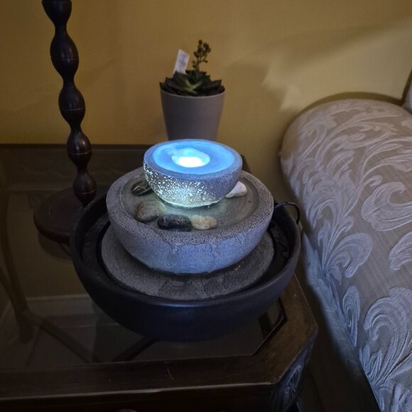 Personal Water Fountain - Picture 9 of 9